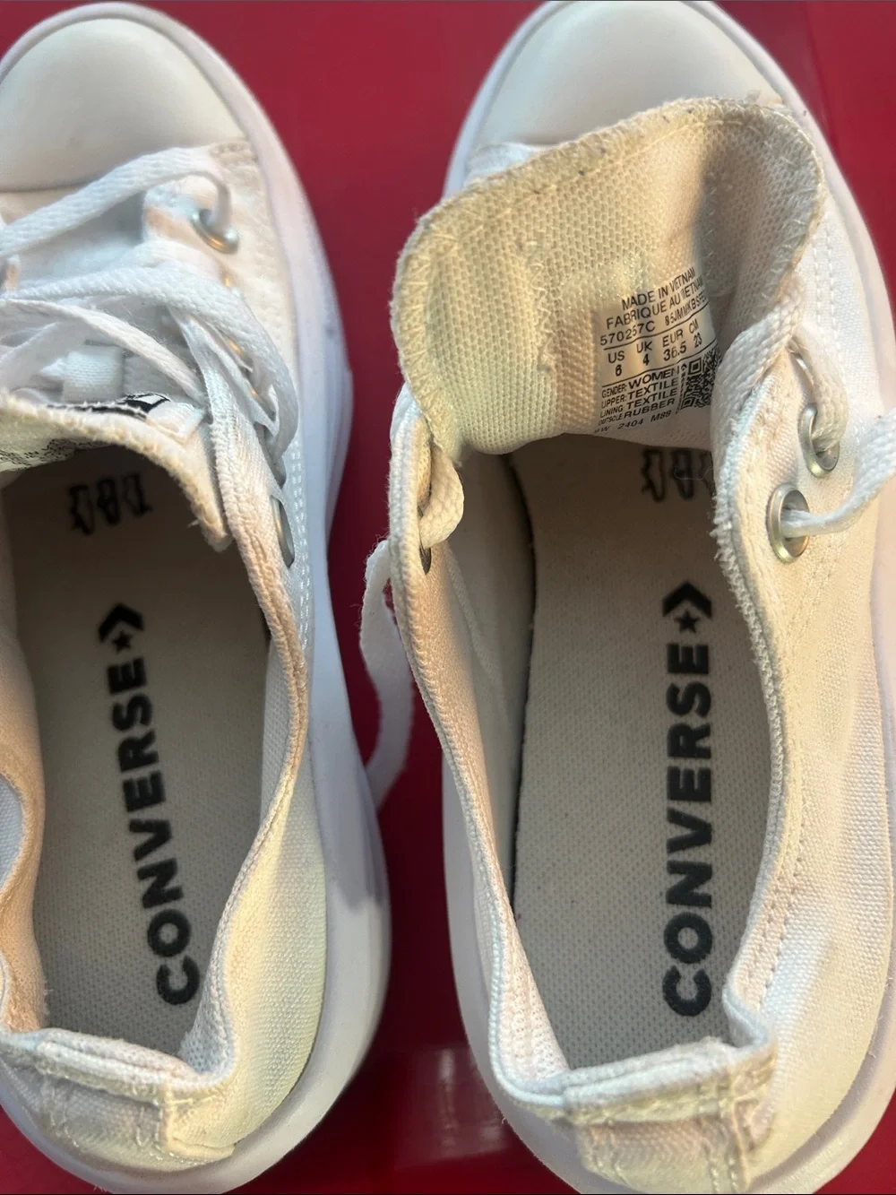 Converse Kids Low Top Sneakers in White